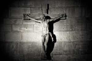 cross, crucifix, jesus, crucifixion, church, faith, religion, architecture, christianity, christian, statue, christ, sculpture, figure, jesus christ, art, figure of christ, spiritual, stone figure, son of god, black and white, monochrome, cross, cross, jesus, jesus, jesus, jesus, jesus, jesus christ